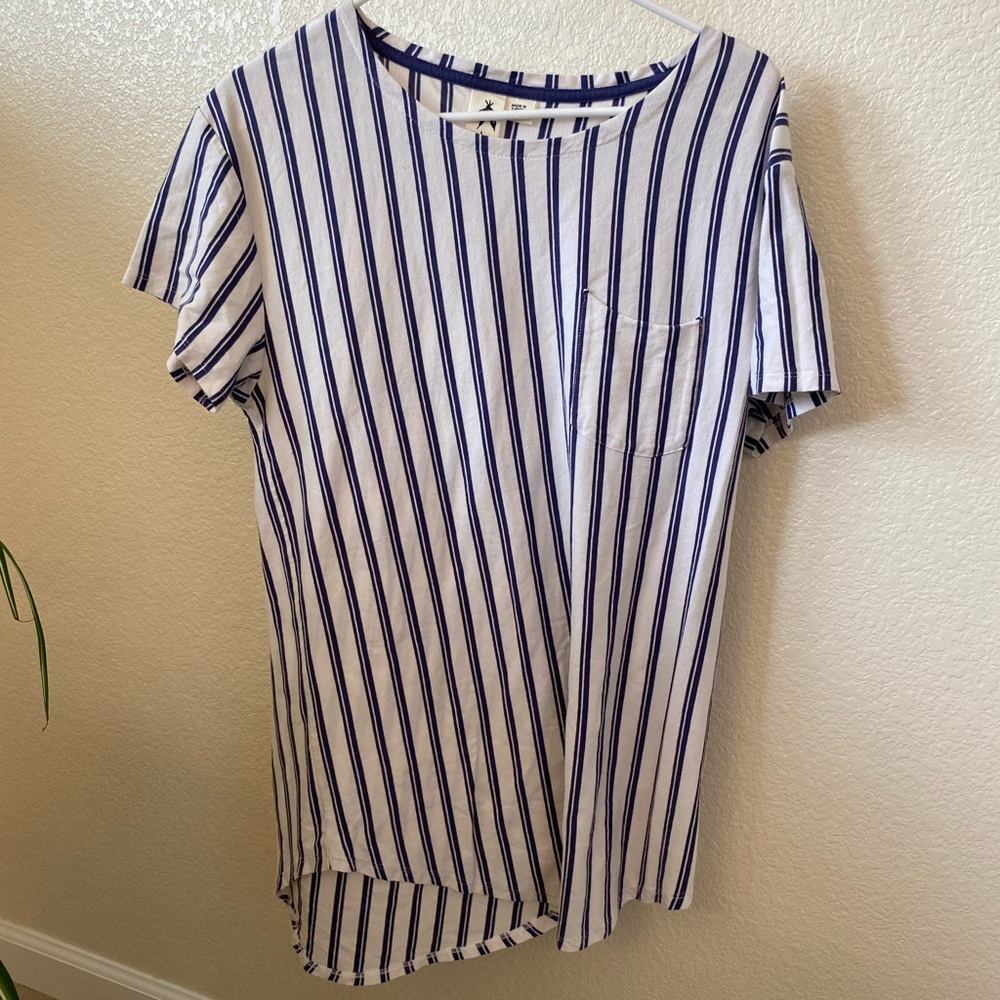 Urban Outfitters tee